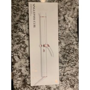 T3 1.25 inch curling iron